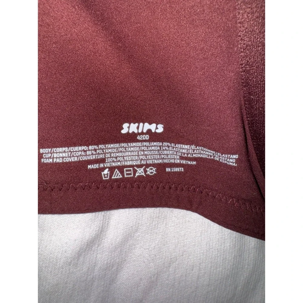 Skims fits everyone lace foam pad‎ cup lightly padded bra 42DD. Brown/maroon